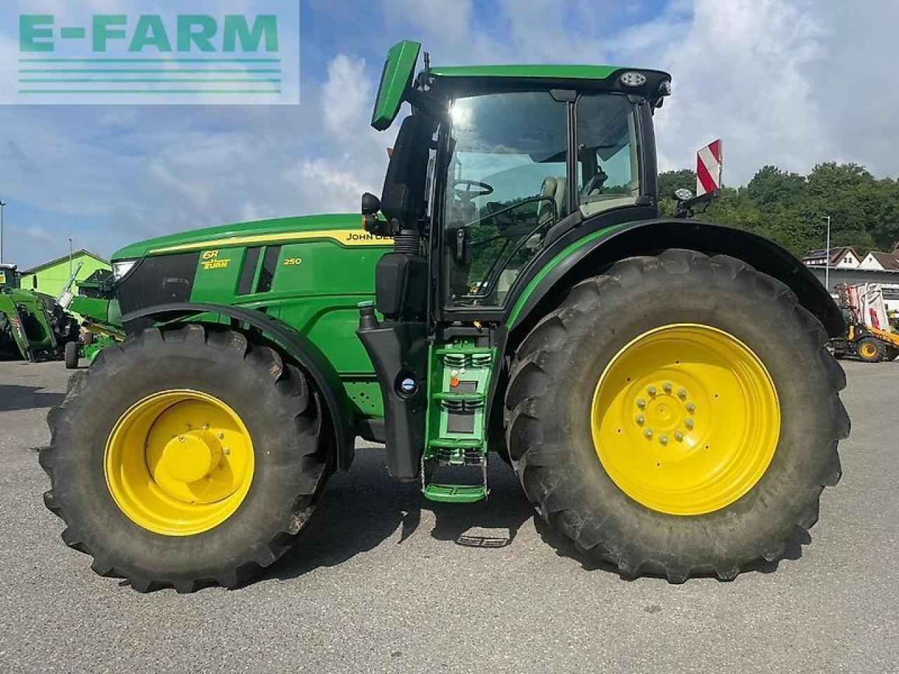 John Deere 6r250 / 6r 250 - Tractor: foto 3 John Deere 6r250 / 6r 250 - Tractor: foto 3