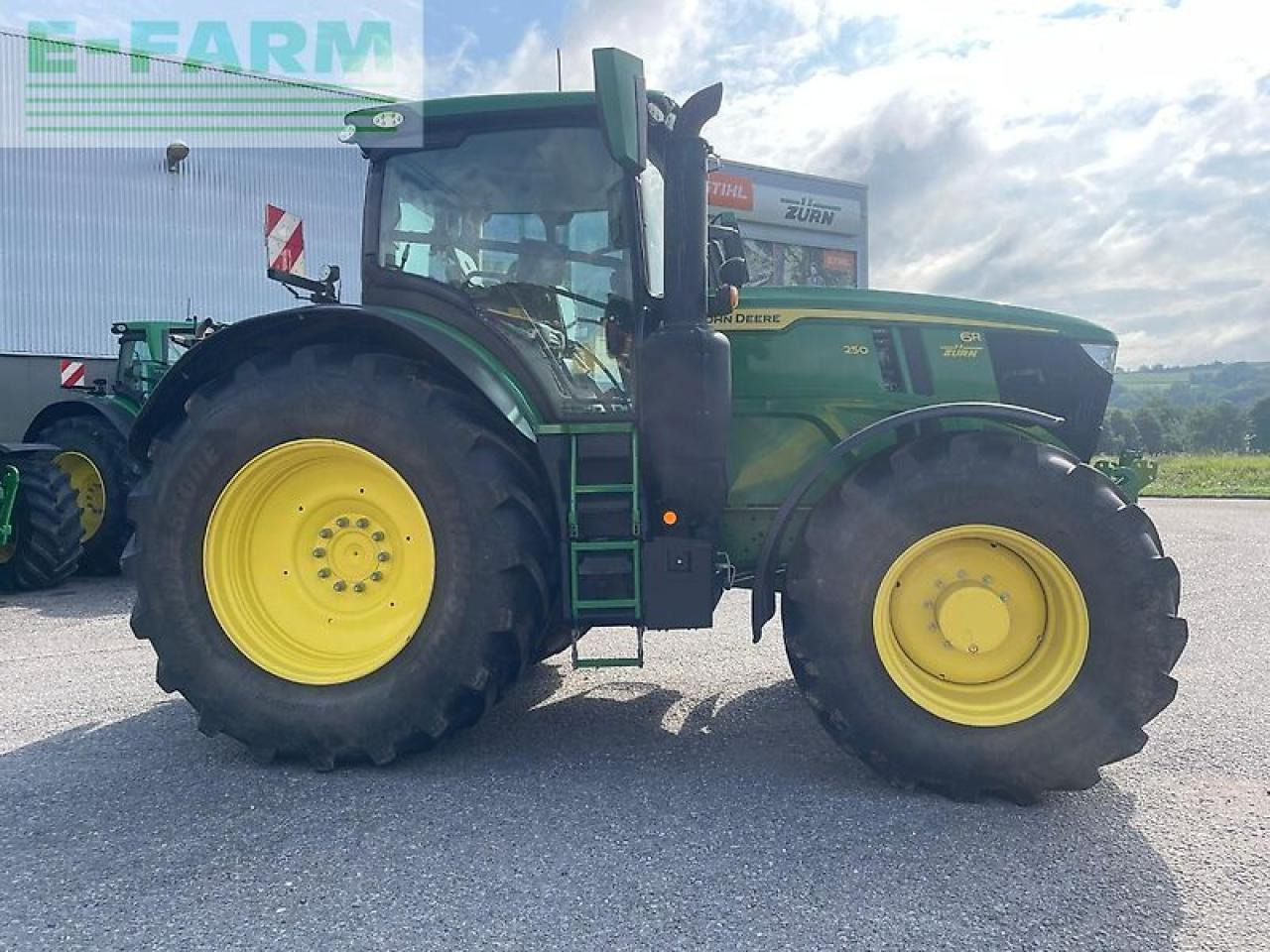 John Deere 6r250 / 6r 250 - Tractor: foto 4 John Deere 6r250 / 6r 250 - Tractor: foto 4