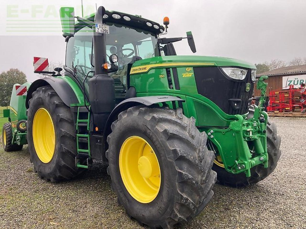 John Deere 6r250 - Tractor: foto 3 John Deere 6r250 - Tractor: foto 3