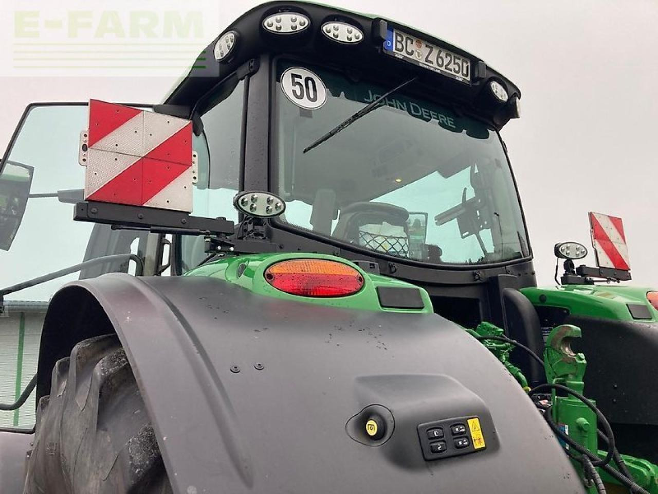 John Deere 6r250 - Tractor: foto 5 John Deere 6r250 - Tractor: foto 5