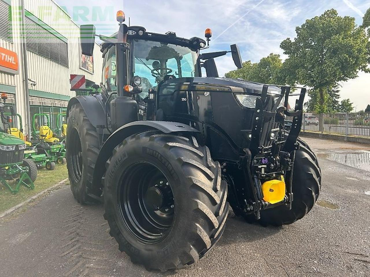 John Deere 6r250 blackedition - Tractor: foto 3 John Deere 6r250 blackedition - Tractor: foto 3