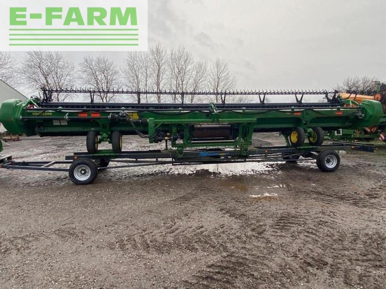 John Deere 735d (10,66m) - Cabezal de grano: foto 4 John Deere 735d (10,66m) - Cabezal de grano: foto 4