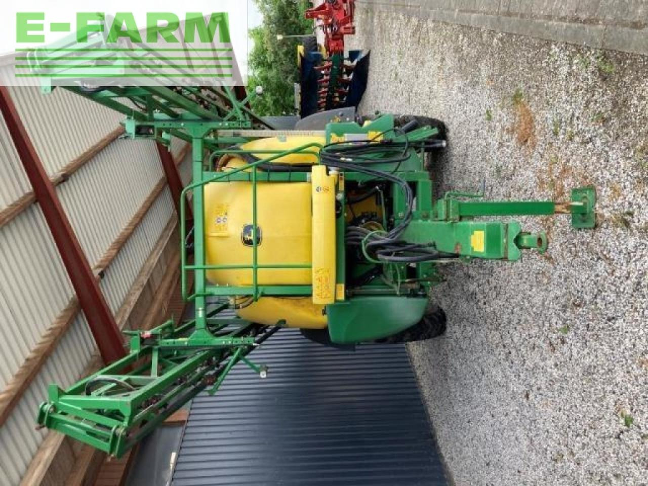 John Deere 740/24 - Pulverizador arrastrado: foto 3 John Deere 740/24 - Pulverizador arrastrado: foto 3