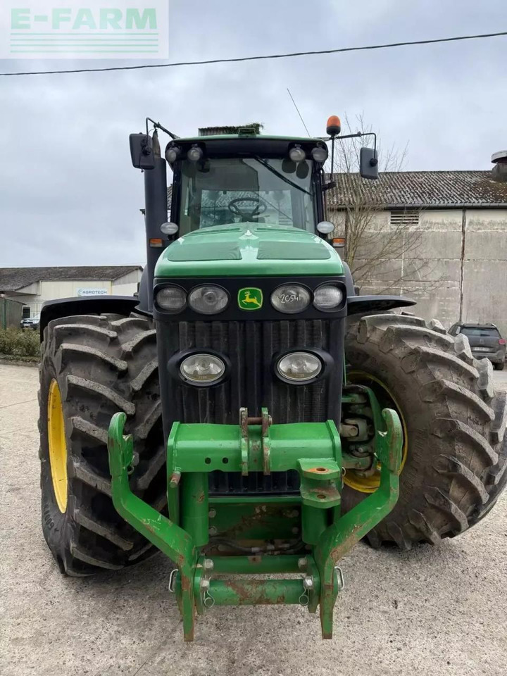 John Deere 8230 - Tractor: foto 2 John Deere 8230 - Tractor: foto 2