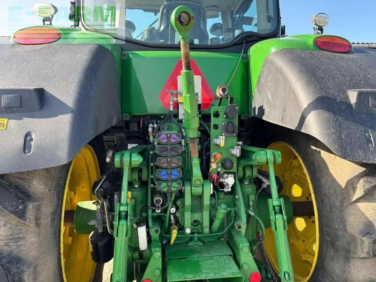 John Deere 8320r - Tractor: foto 5 John Deere 8320r - Tractor: foto 5