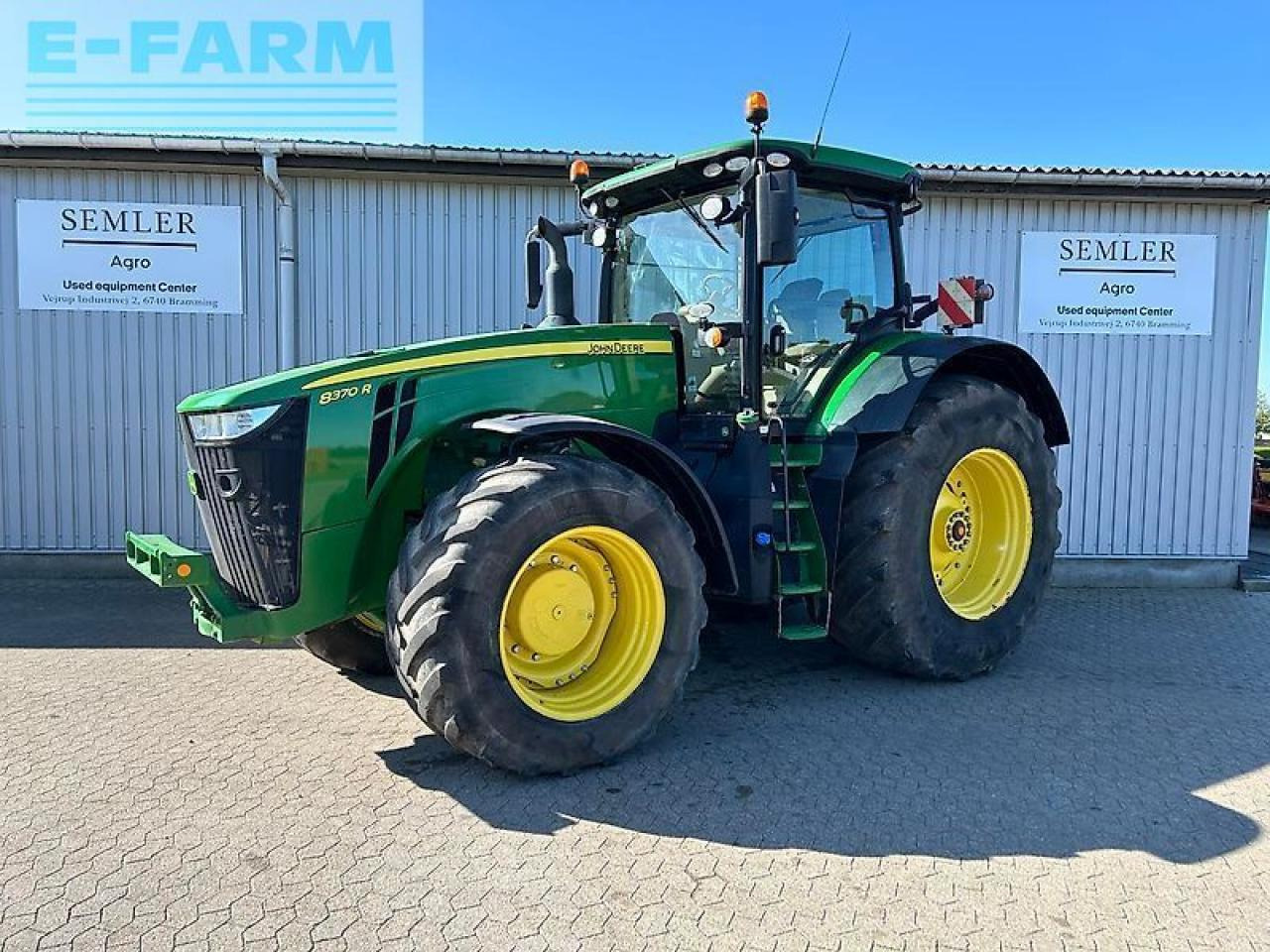 John Deere 8370r - Tractor: foto 1 John Deere 8370r - Tractor: foto 1