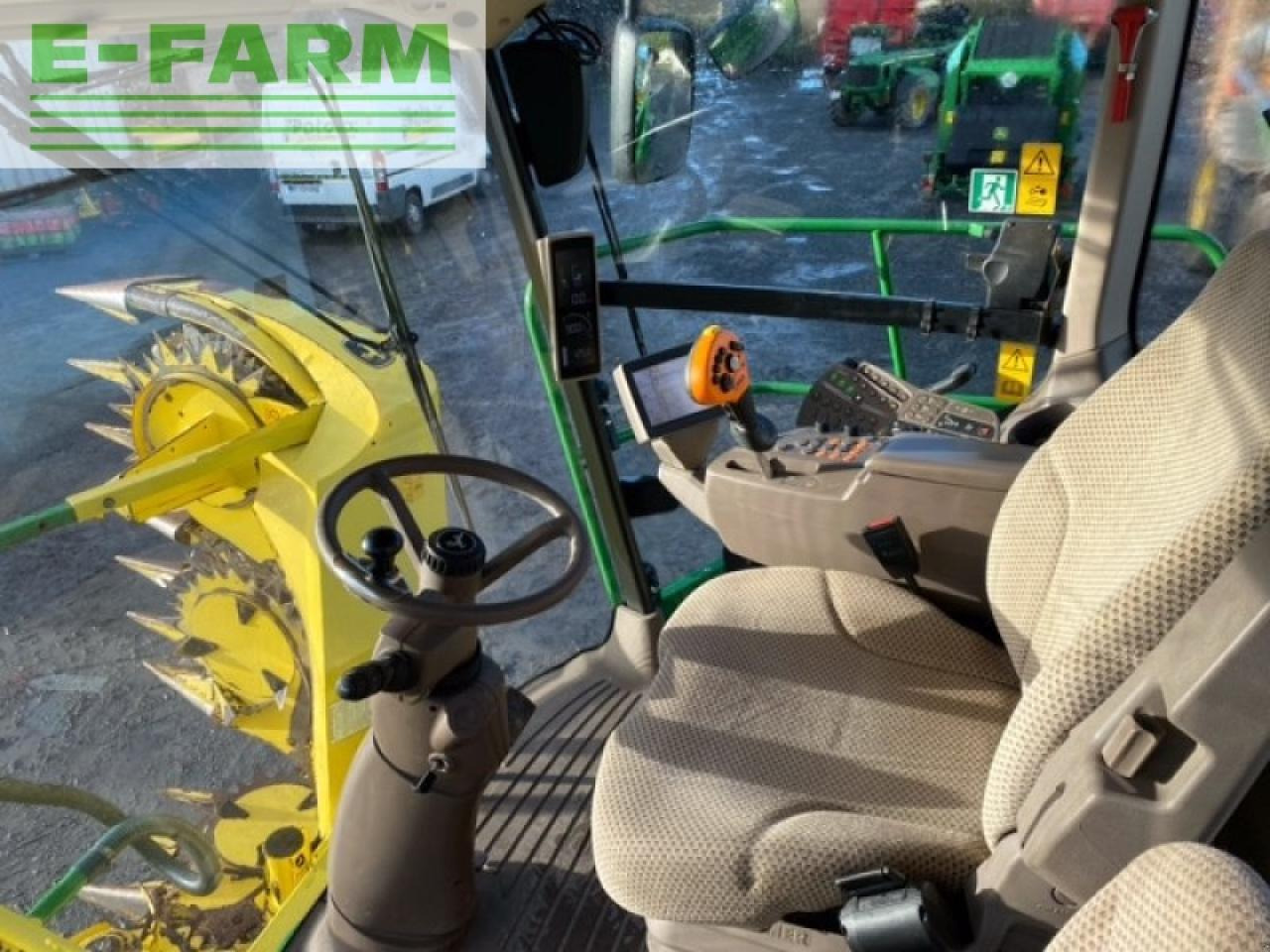Cosechadora de forraje John Deere 8500: foto 8