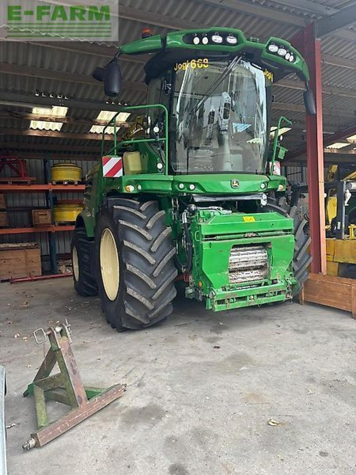 John Deere 8600 - Cosechadora de forraje: foto 1 John Deere 8600 - Cosechadora de forraje: foto 1