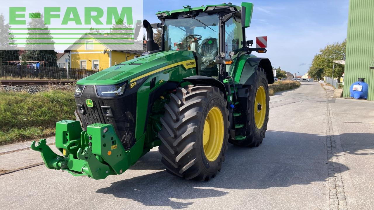 John Deere 8R370 - Tractor: foto 1 John Deere 8R370 - Tractor: foto 1