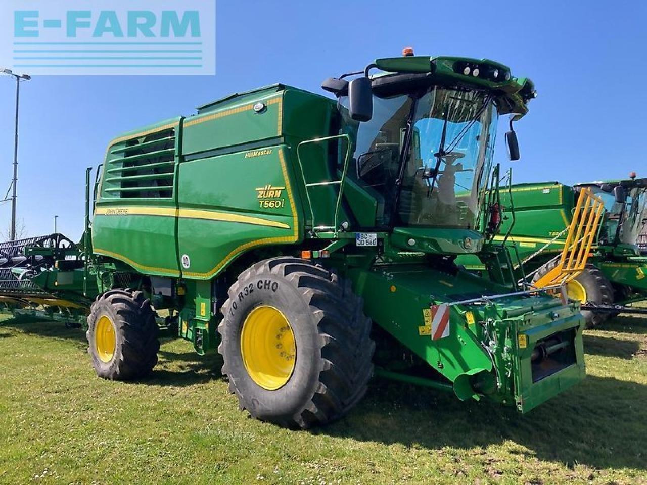 John Deere t560 hm - Cosechadora de granos: foto 1 John Deere t560 hm - Cosechadora de granos: foto 1