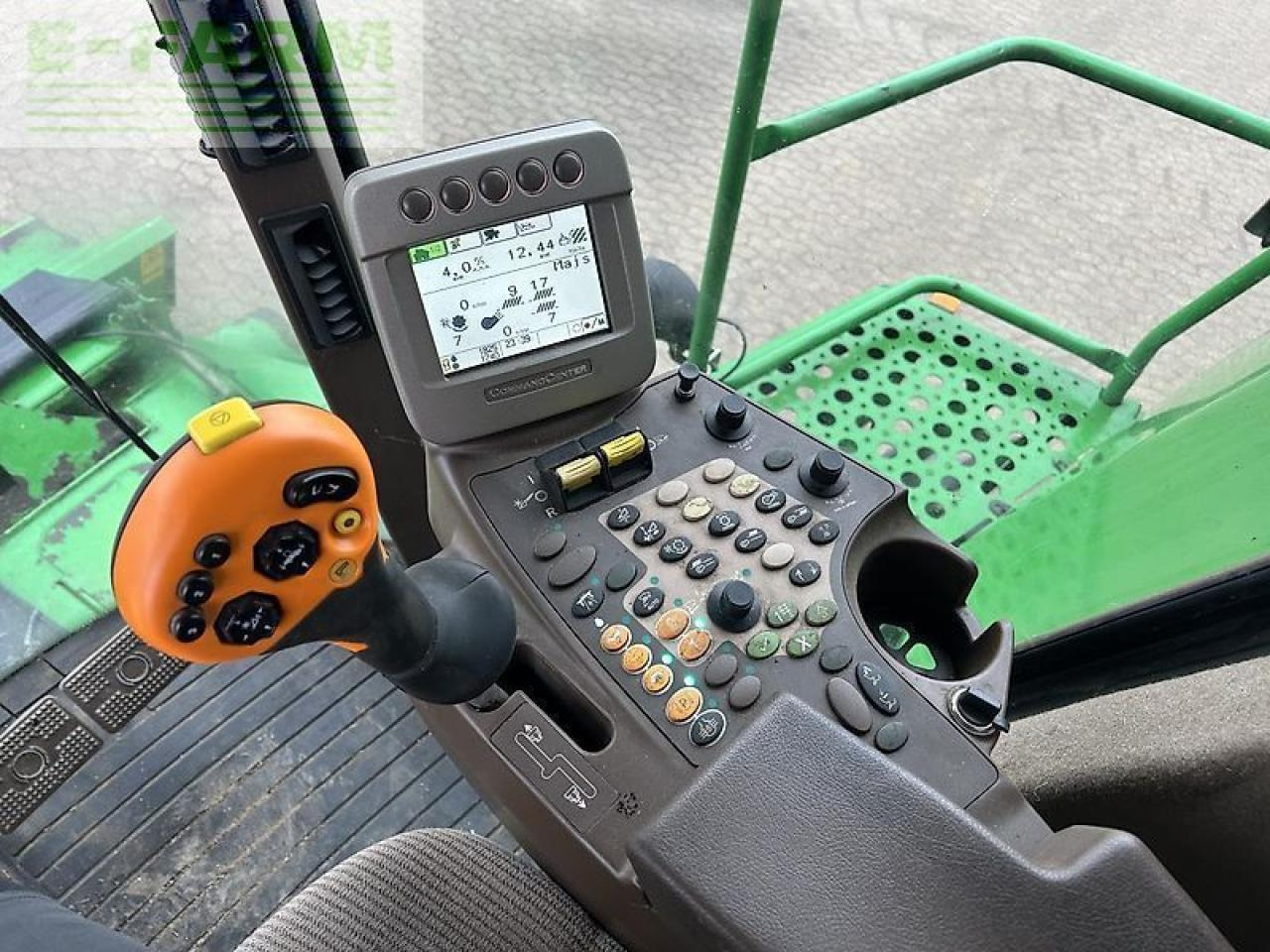 John Deere t660 - Cosechadora de granos: foto 4 John Deere t660 - Cosechadora de granos: foto 4