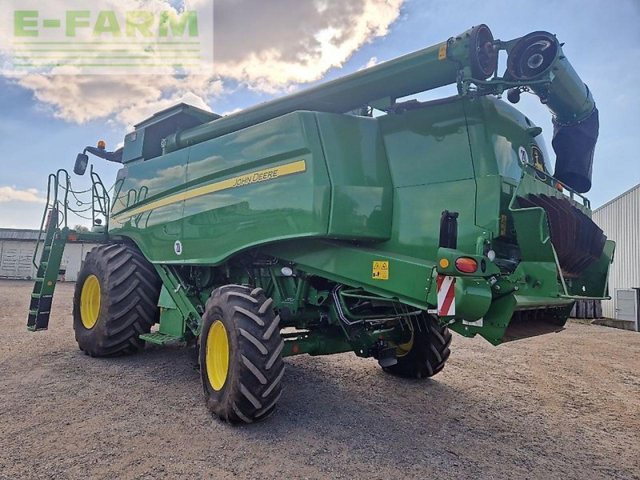 John Deere t670 my21 prod 20 - Cosechadora de granos: foto 3 John Deere t670 my21 prod 20 - Cosechadora de granos: foto 3