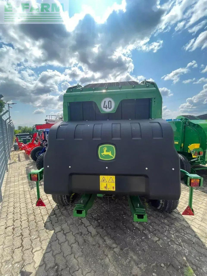 John Deere v451g - Empacadora de pacas cuadradas: foto 4 John Deere v451g - Empacadora de pacas cuadradas: foto 4