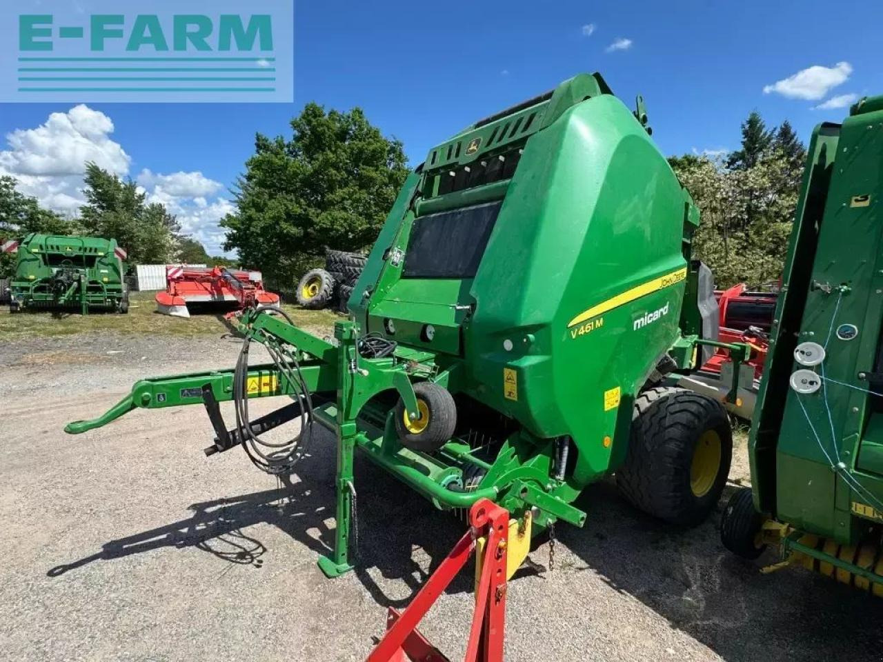 John Deere v461m - Empacadora de pacas cuadradas: foto 1 John Deere v461m - Empacadora de pacas cuadradas: foto 1