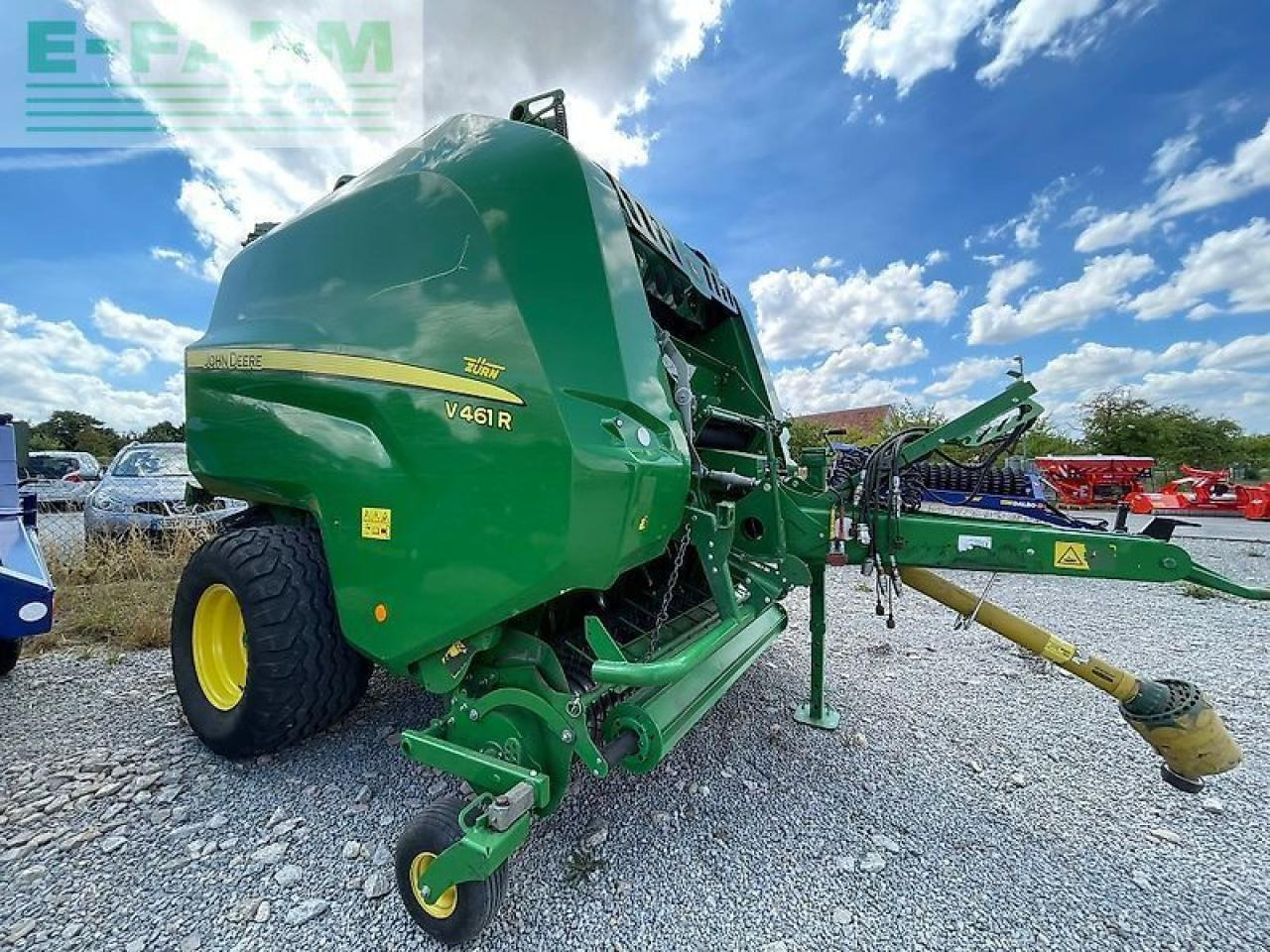 John Deere v461r isobus - Empacadora de pacas cuadradas: foto 1 John Deere v461r isobus - Empacadora de pacas cuadradas: foto 1