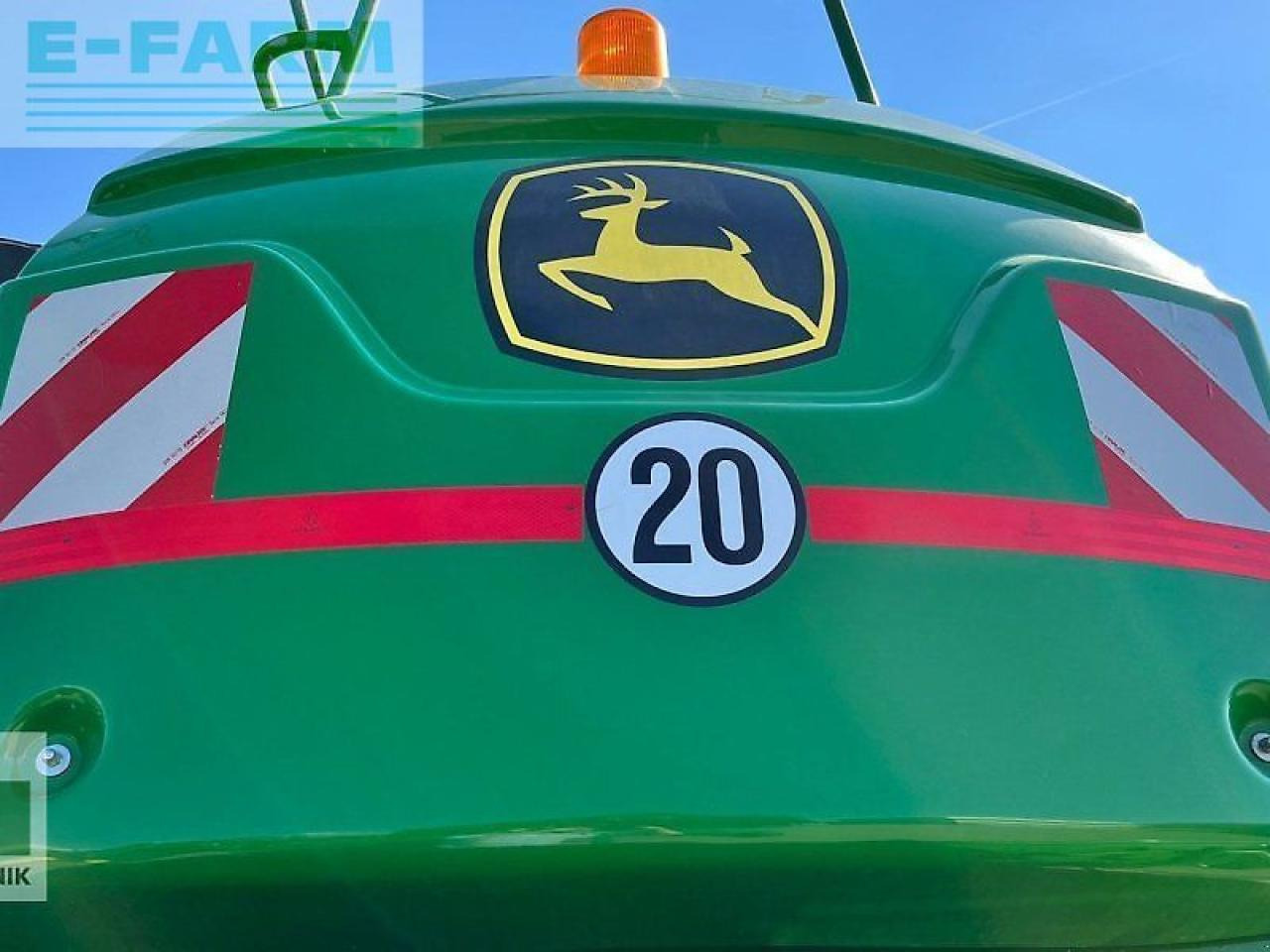 John Deere w330 - Cosechadora de granos: foto 3 John Deere w330 - Cosechadora de granos: foto 3