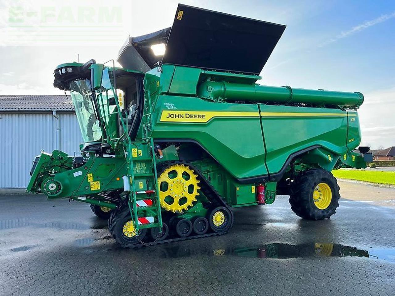 John Deere x9-1100 - Cosechadora de granos: foto 1 John Deere x9-1100 - Cosechadora de granos: foto 1