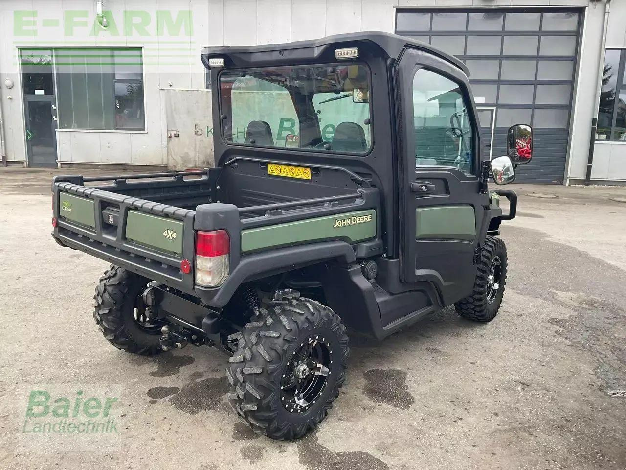 John Deere xuv 865 m mit klimaanlage - Tractor: foto 3 John Deere xuv 865 m mit klimaanlage - Tractor: foto 3