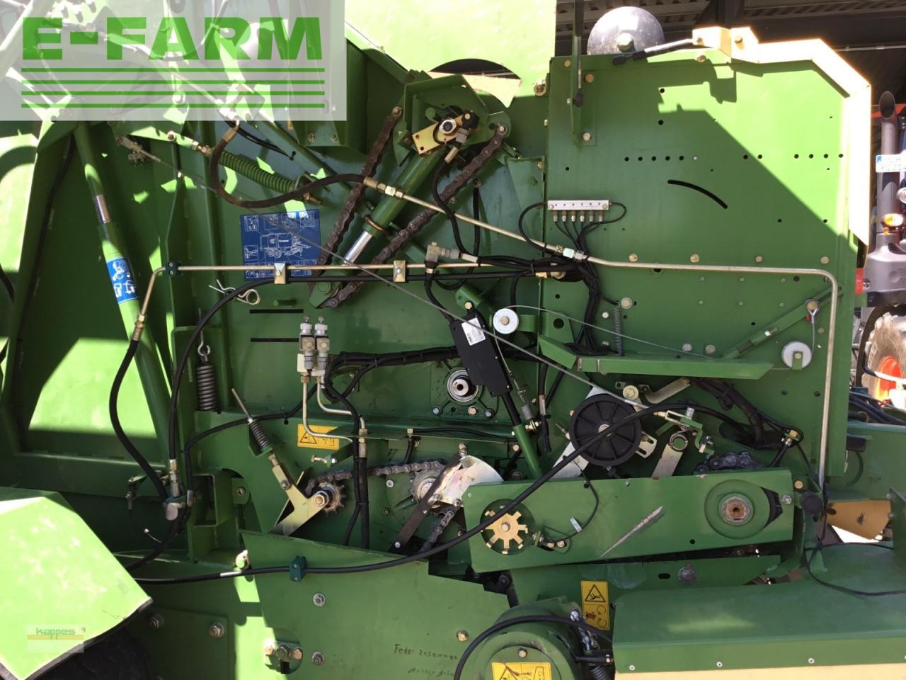 Krone combi pack 1500 mc - Empacadora de pacas cuadradas: foto 5 Krone combi pack 1500 mc - Empacadora de pacas cuadradas: foto 5