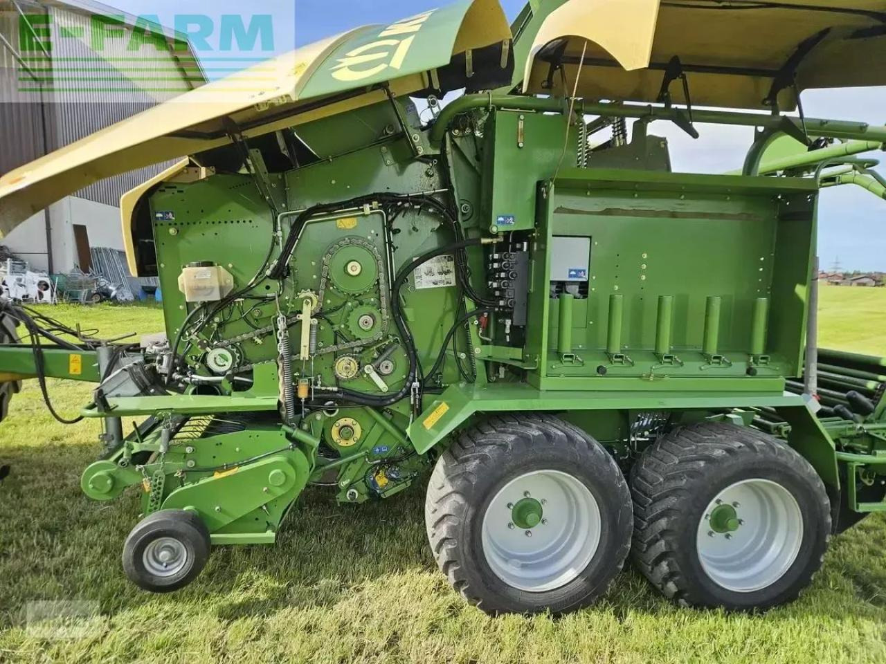 Krone comprima cf 155 xc - Empacadora de pacas cuadradas: foto 4 Krone comprima cf 155 xc - Empacadora de pacas cuadradas: foto 4