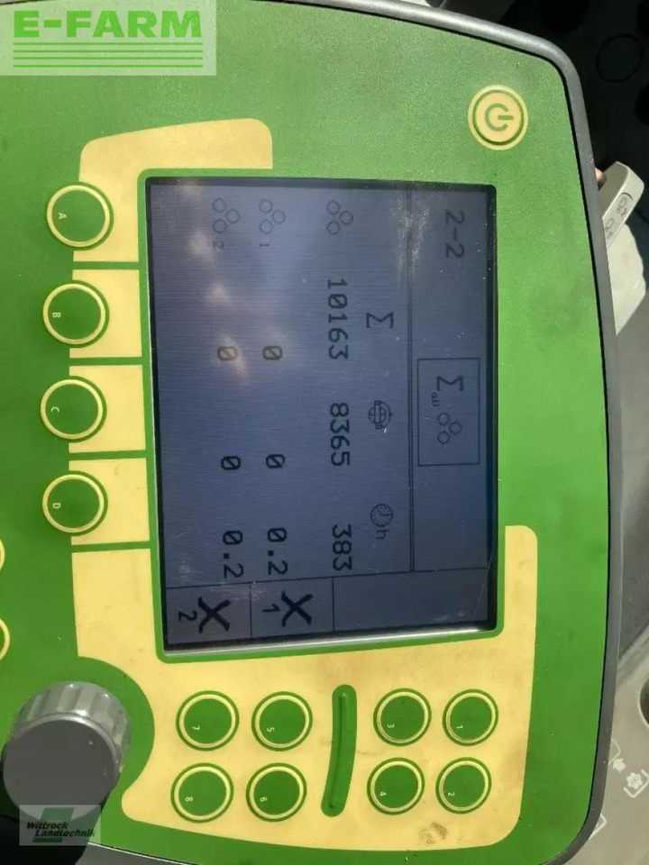 Krone comprima cv 150 xc - Empacadora de pacas cuadradas: foto 2 Krone comprima cv 150 xc - Empacadora de pacas cuadradas: foto 2