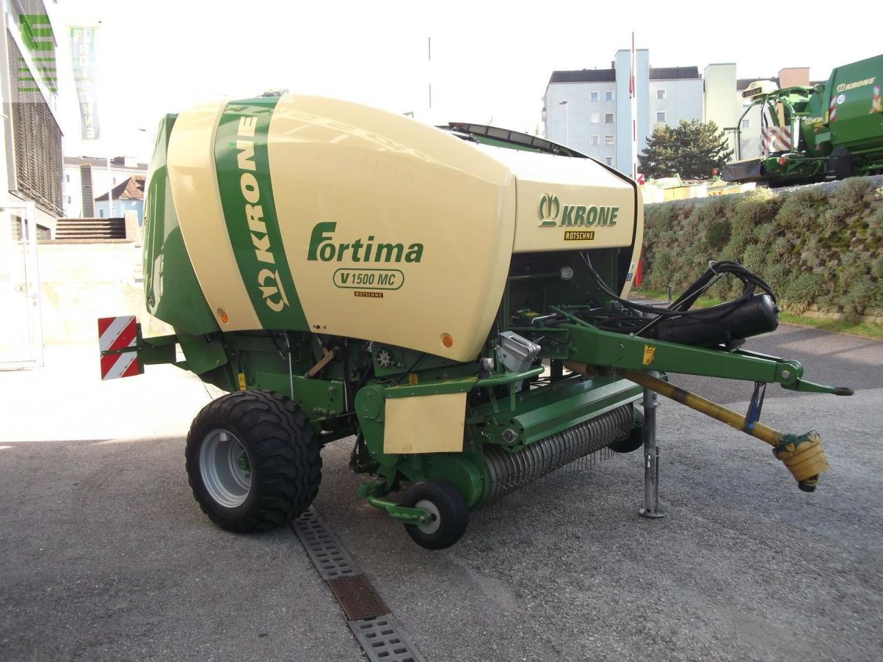 Krone fortima v 1500 multi cut - Empacadora de pacas cuadradas: foto 2 Krone fortima v 1500 multi cut - Empacadora de pacas cuadradas: foto 2