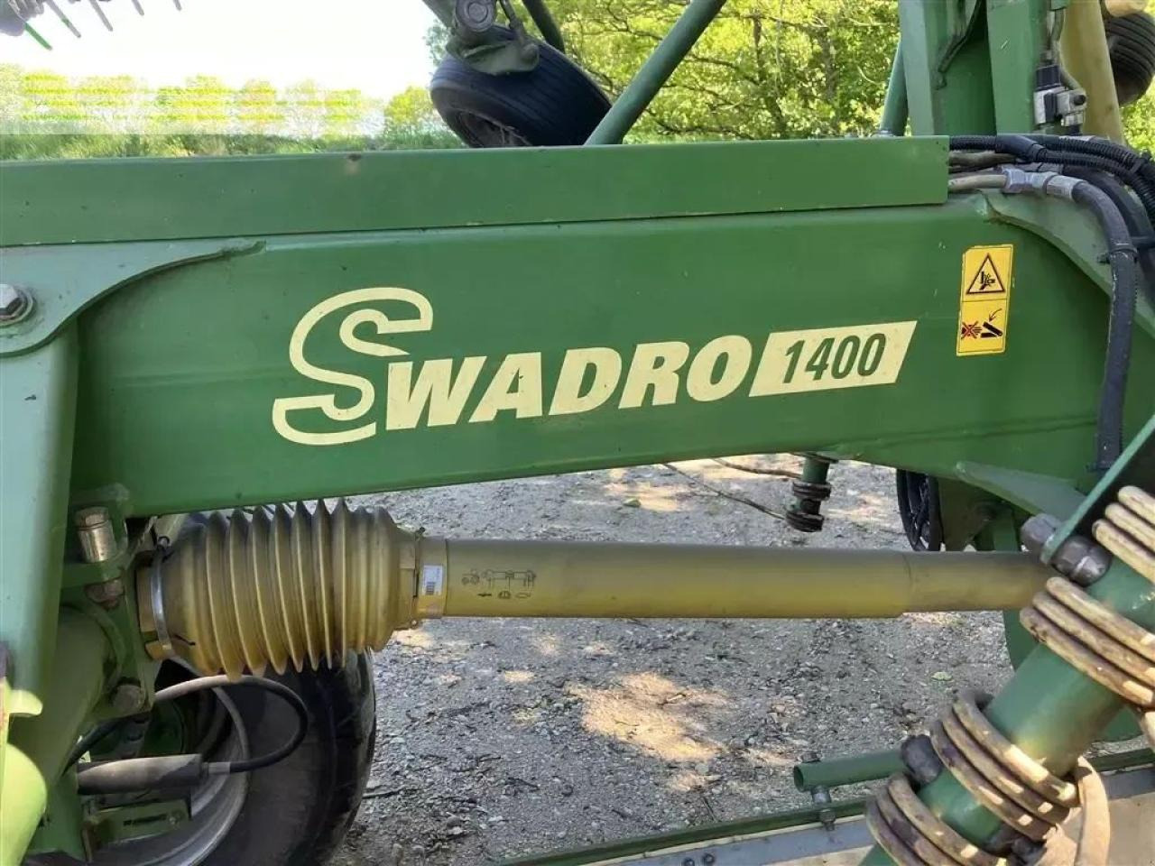 Krone swadro 1400 - Henificadora: foto 4 Krone swadro 1400 - Henificadora: foto 4