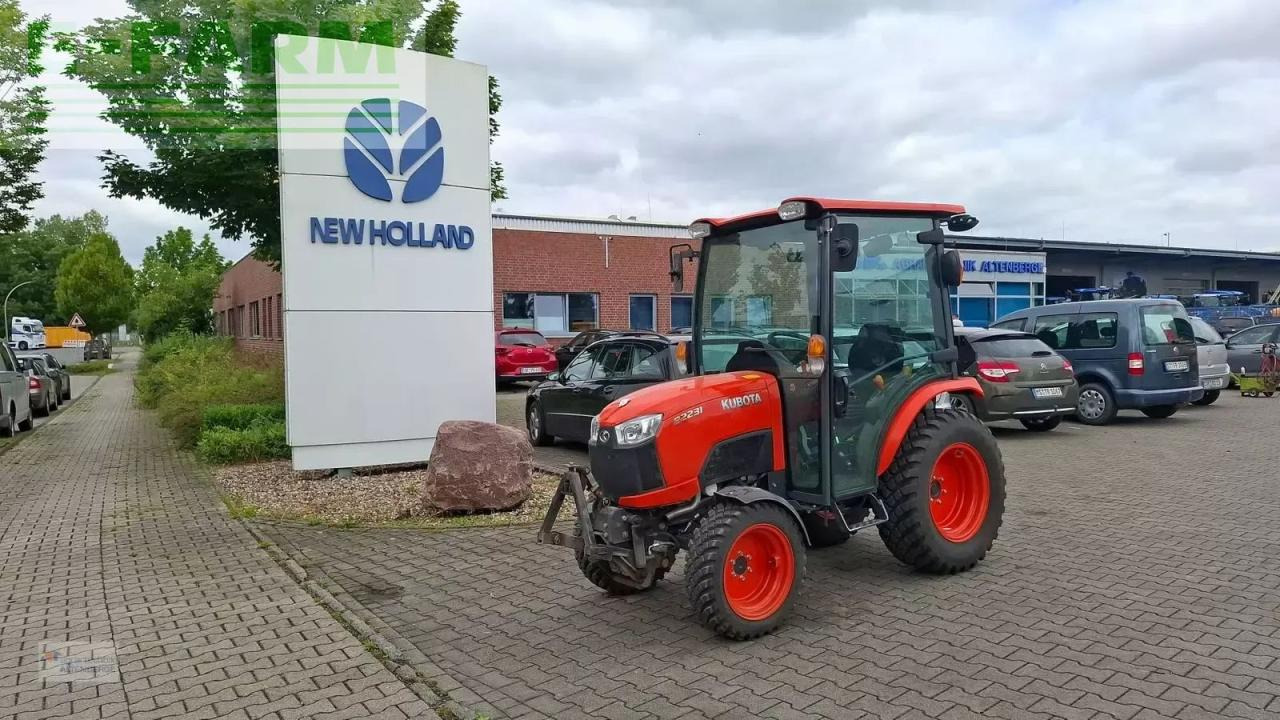 Kubota b2231 h - Tractor: foto 1 Kubota b2231 h - Tractor: foto 1