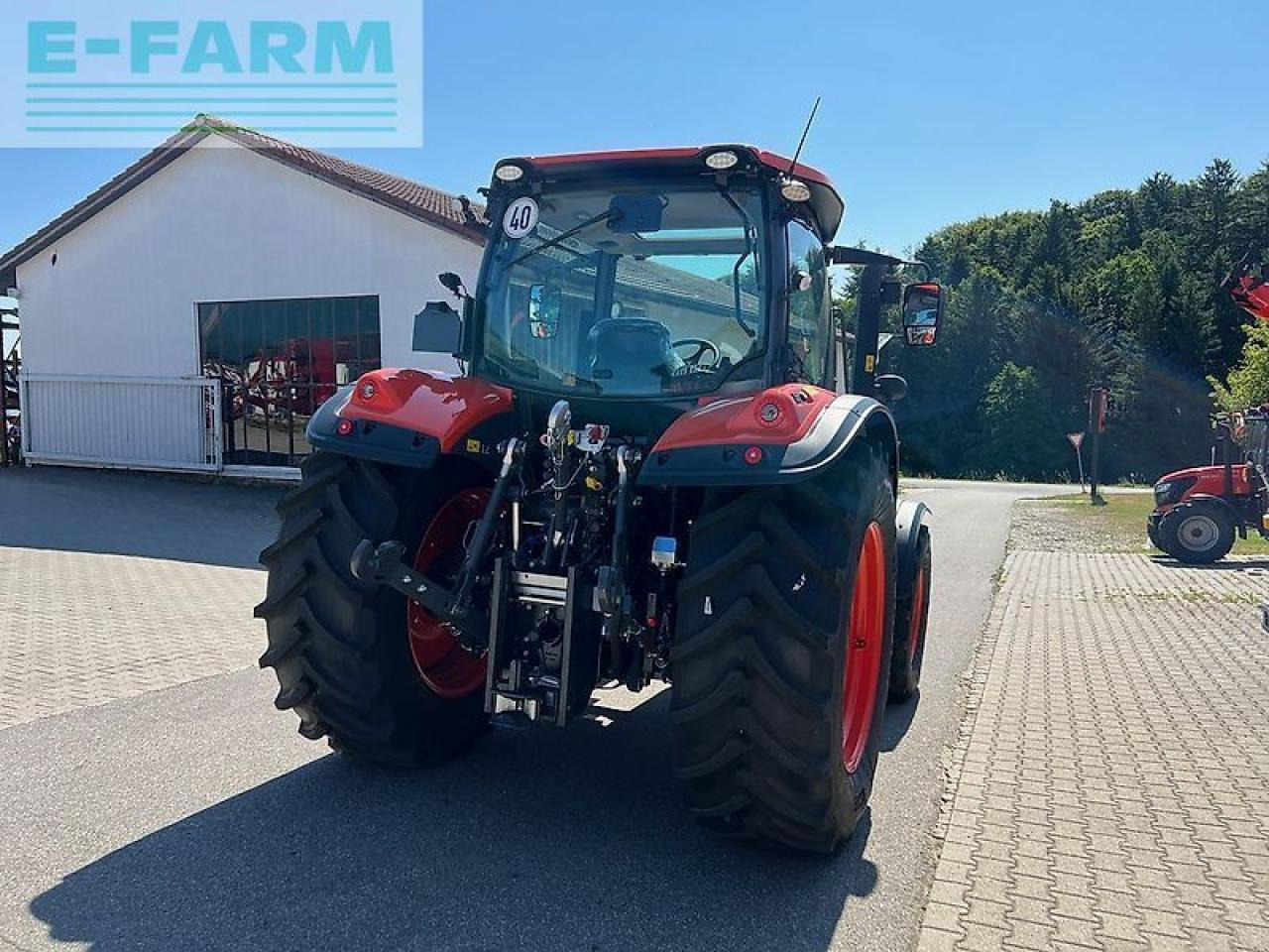 Tractor Kubota m6132: foto 6