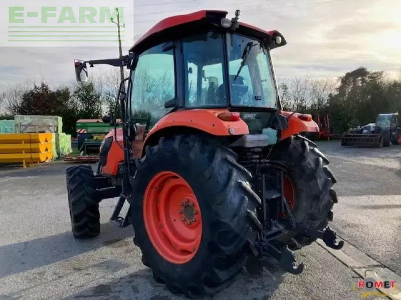 Kubota m7060 - Tractor: foto 3 Kubota m7060 - Tractor: foto 3