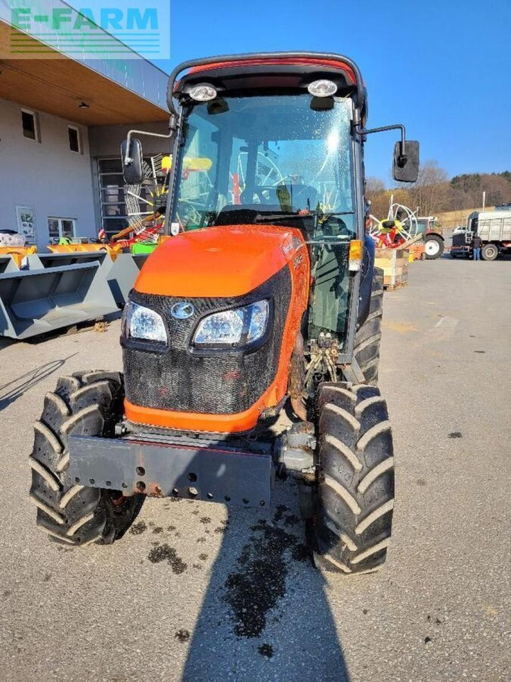 Kubota narrow m7040 - Tractor: foto 2 Kubota narrow m7040 - Tractor: foto 2