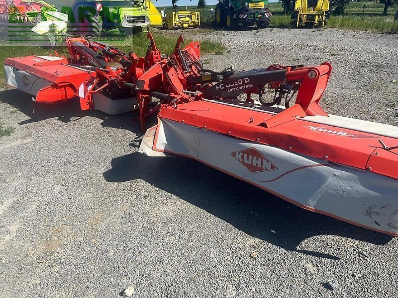 Kuhn fc 8830d-ff - Segadora: foto 1 Kuhn fc 8830d-ff - Segadora: foto 1