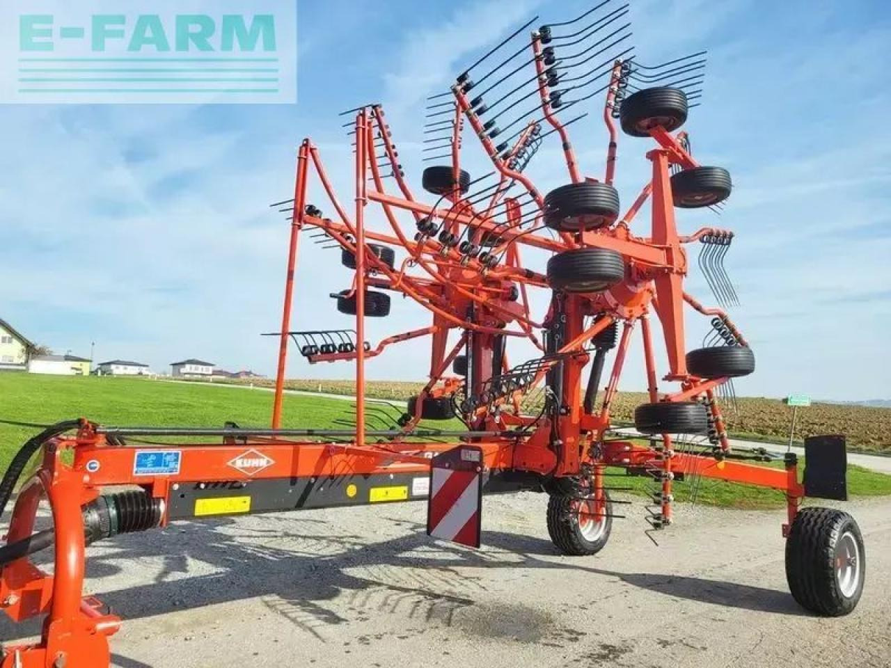 Kuhn ga7501+ 2-kreisel-mittelschwader - Henificadora: foto 1 Kuhn ga7501+ 2-kreisel-mittelschwader - Henificadora: foto 1