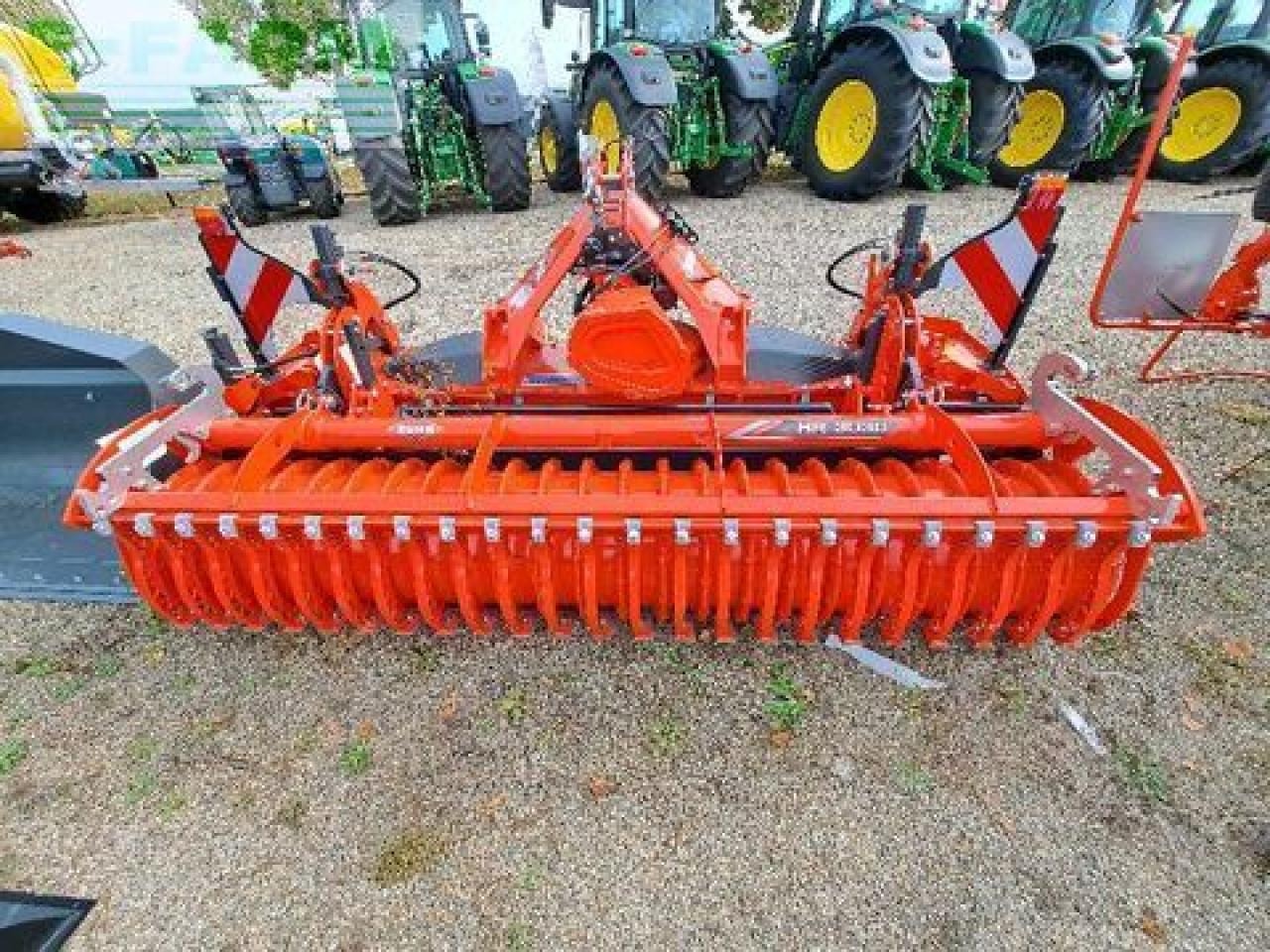Kuhn hr3030 - Rastras: foto 2 Kuhn hr3030 - Rastras: foto 2