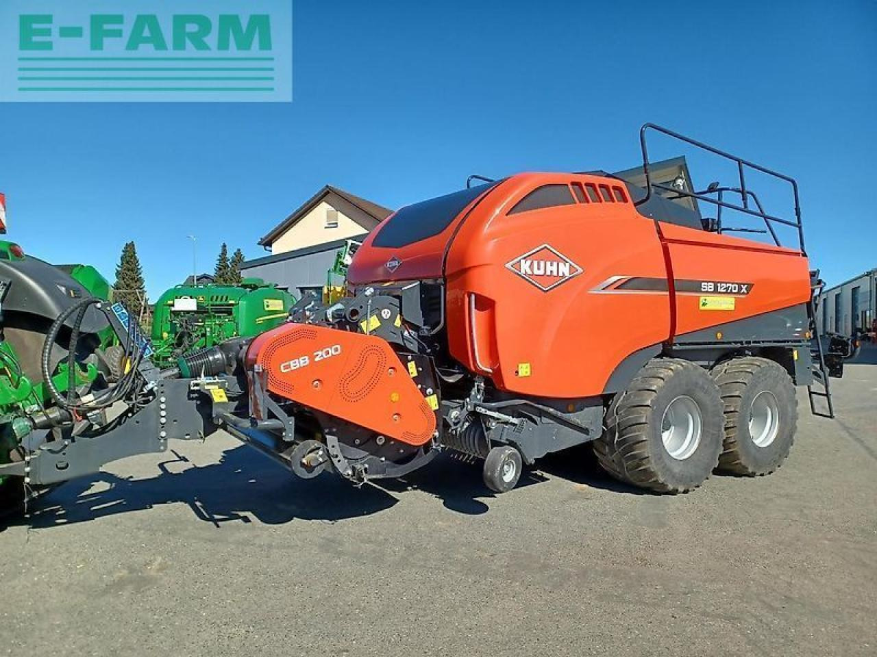 Kuhn sb 1270 x oc omnicut - Empacadora de pacas cuadradas: foto 1 Kuhn sb 1270 x oc omnicut - Empacadora de pacas cuadradas: foto 1