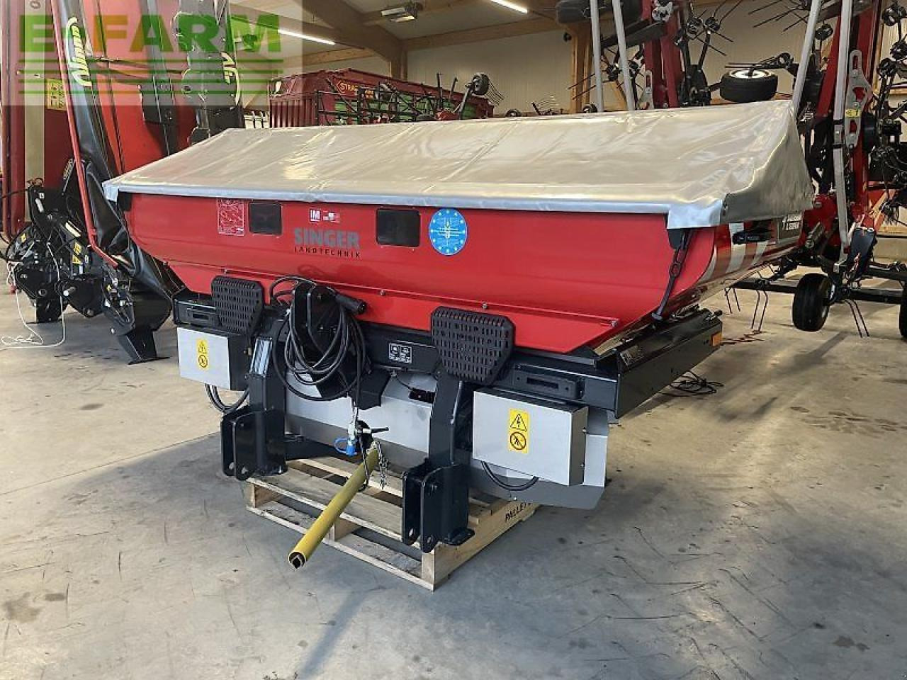 Kverneland exacta cl 1300 geospread - Esparcidor de fertilizantes: foto 5 Kverneland exacta cl 1300 geospread - Esparcidor de fertilizantes: foto 5