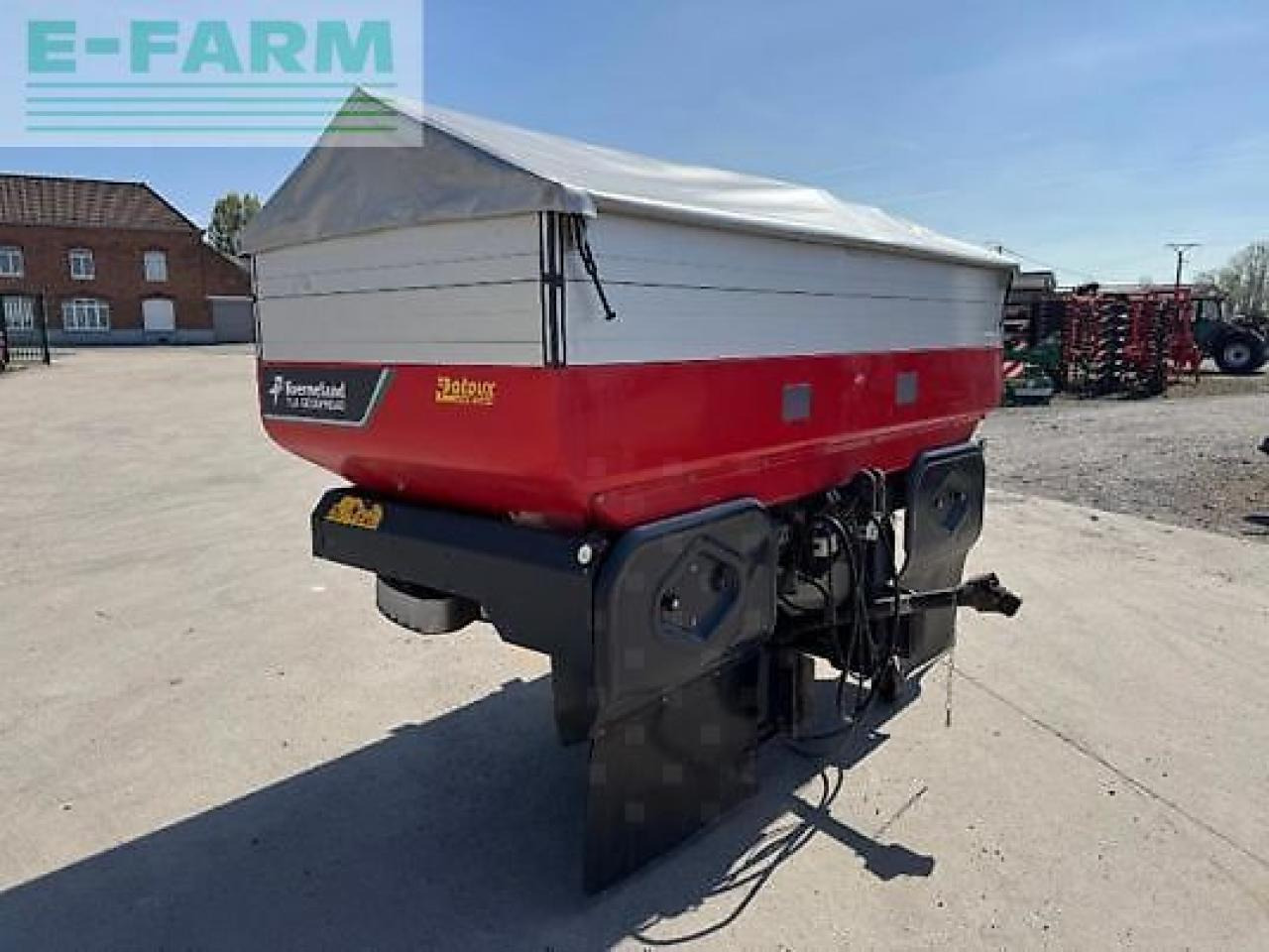 Kverneland tlx 3225 geospre - Esparcidor de fertilizantes: foto 4 Kverneland tlx 3225 geospre - Esparcidor de fertilizantes: foto 4