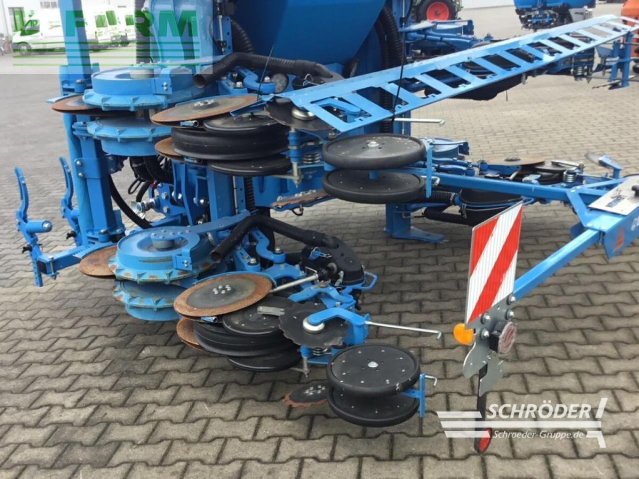 Lemken azurit 9 | demomaschine | nur 131 hektar - Sembradora de precisión: foto 4 Lemken azurit 9 | demomaschine | nur 131 hektar - Sembradora de precisión: foto 4