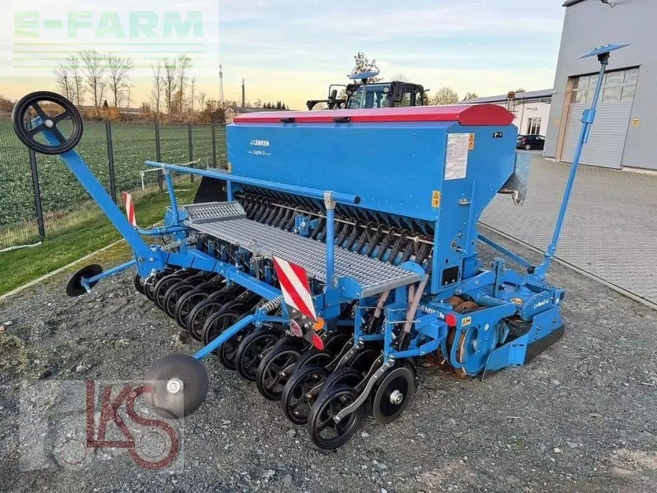 Lemken saphir 8 / 300 ds + zirkon 8 / 300 - Combinado de siembra: foto 3 Lemken saphir 8 / 300 ds + zirkon 8 / 300 - Combinado de siembra: foto 3