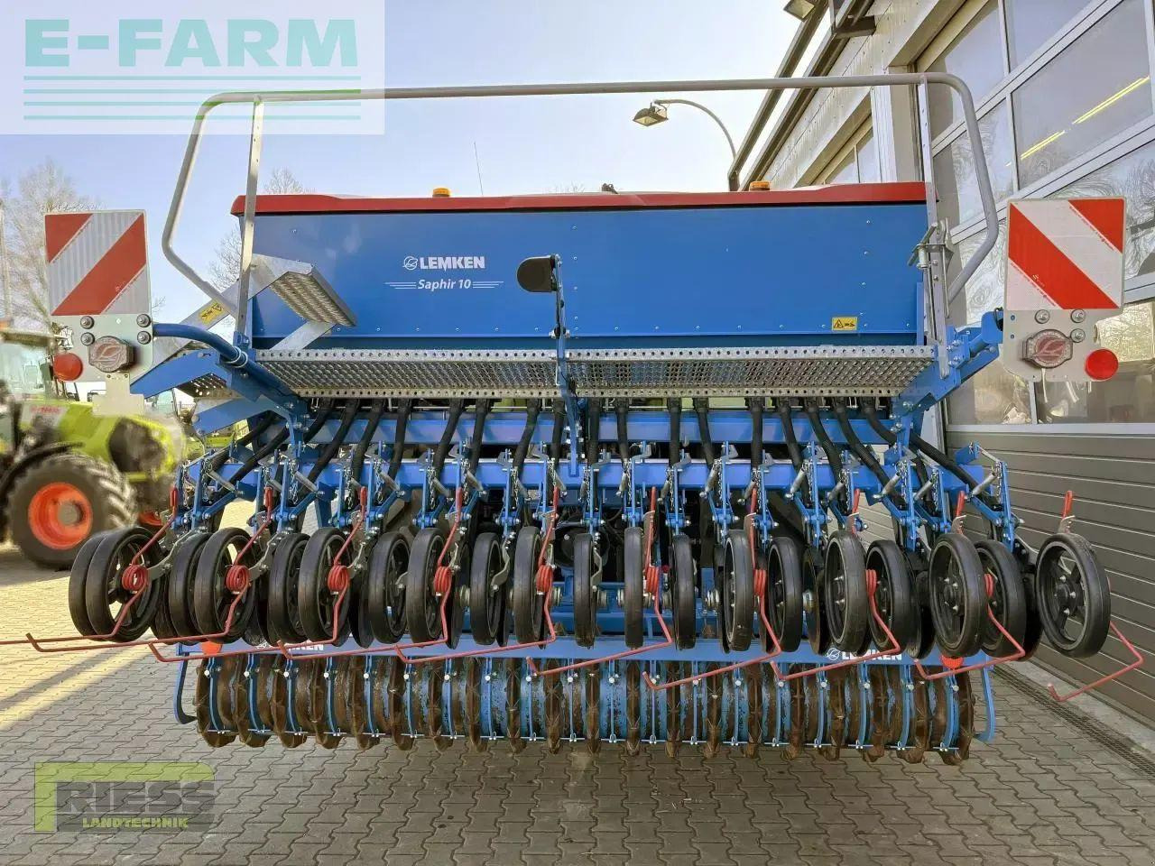 Lemken zirkon 8/300 + saphir 10 isobus - Equipo para trabajo del suelo: foto 3 Lemken zirkon 8/300 + saphir 10 isobus - Equipo para trabajo del suelo: foto 3