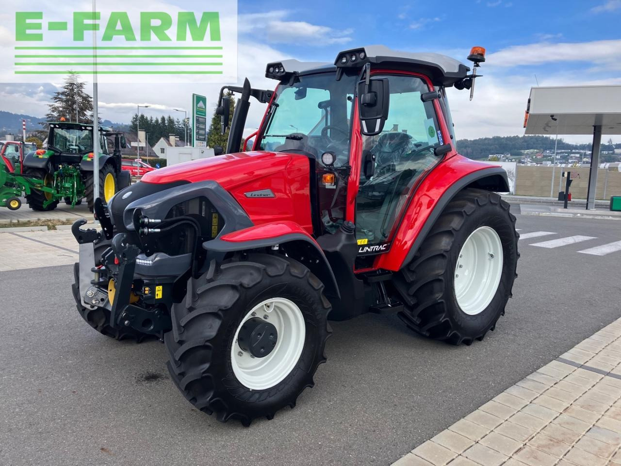Lindner Lintrac 100 - Tractor: foto 1 Lindner Lintrac 100 - Tractor: foto 1