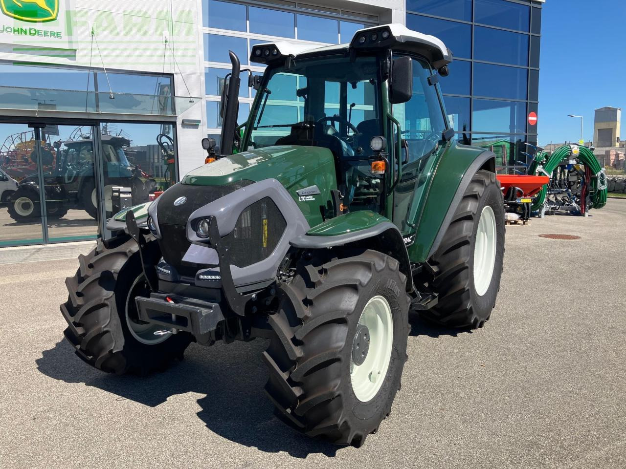 Lindner Lintrac 75LS - Tractor: foto 1 Lindner Lintrac 75LS - Tractor: foto 1