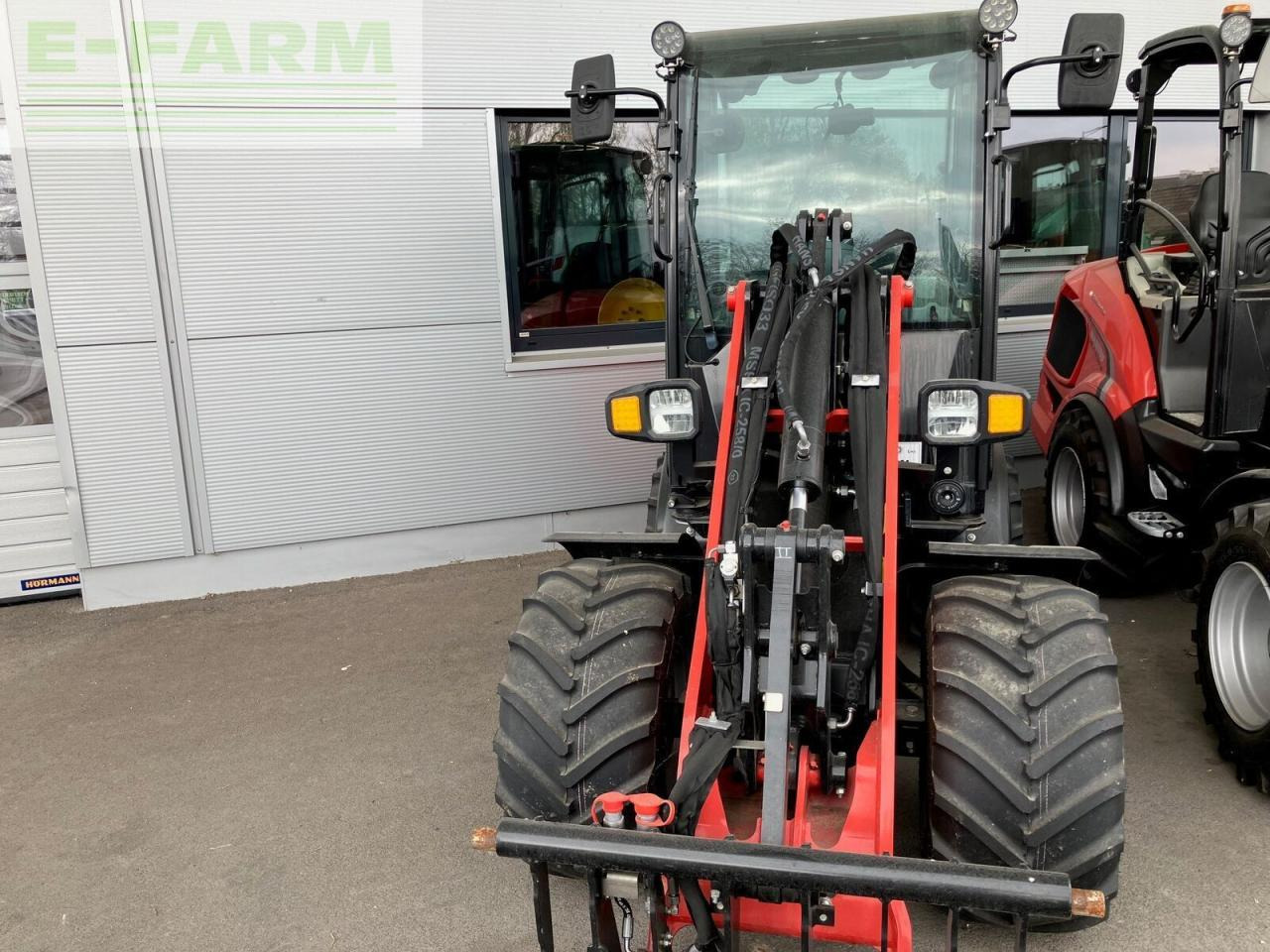 Manitou manitou mla 4-50 - Miniexcavadora: foto 2 Manitou manitou mla 4-50 - Miniexcavadora: foto 2