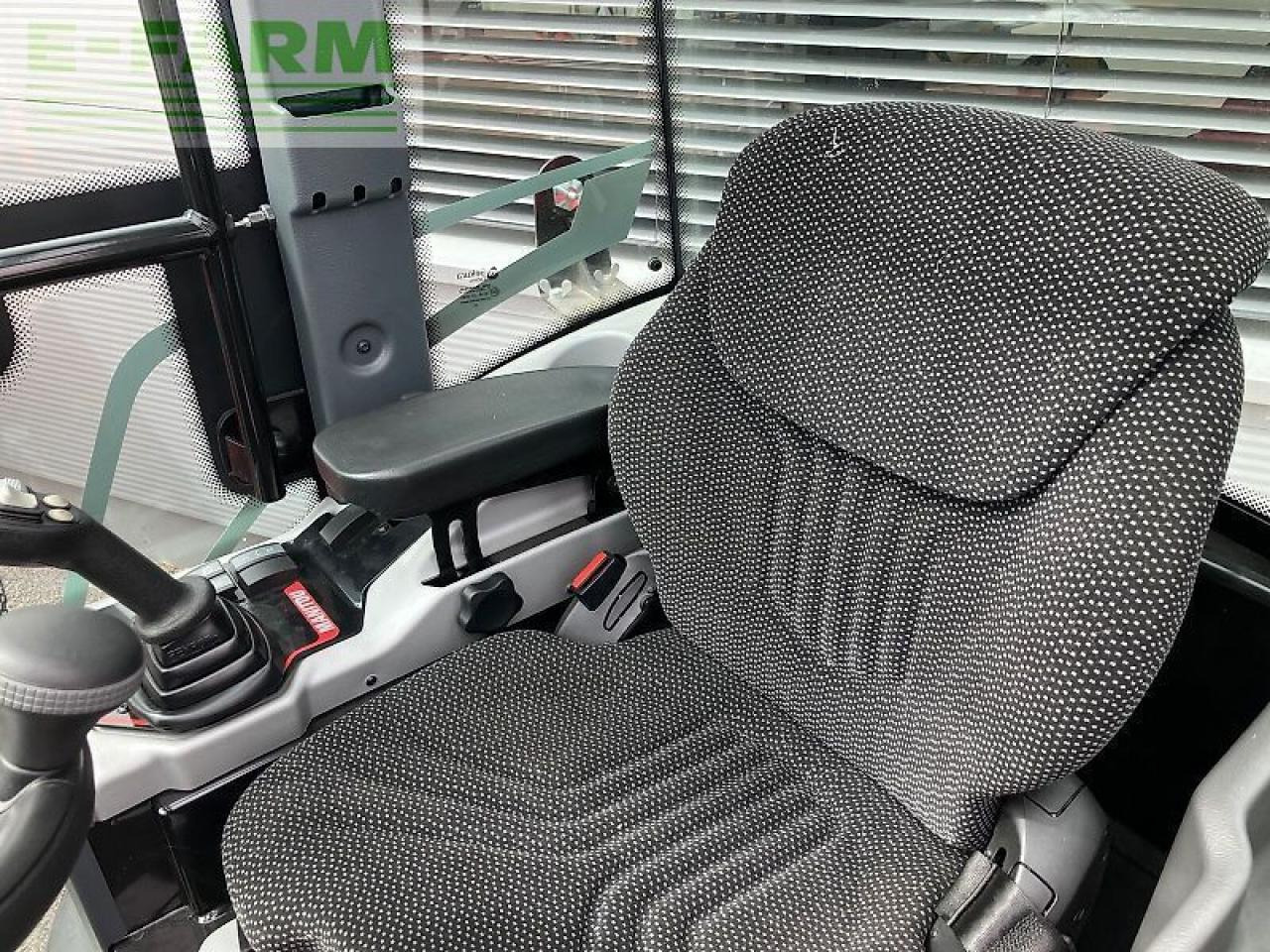 Cargadora articulada Manitou mla2-25: foto 12