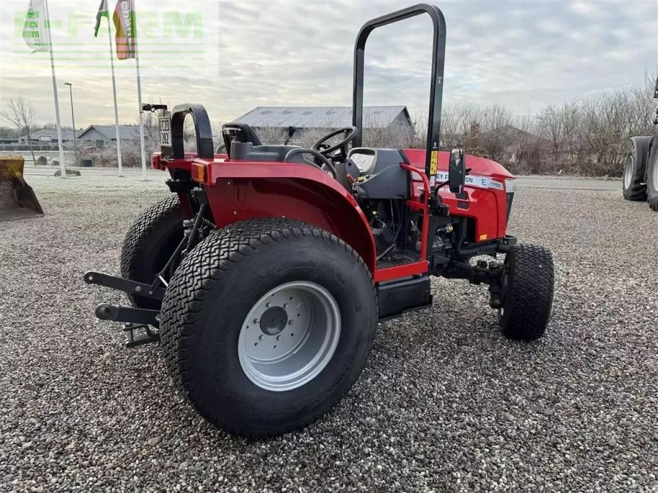 Massey Ferguson 1755 e - Tractor: foto 5 Massey Ferguson 1755 e - Tractor: foto 5