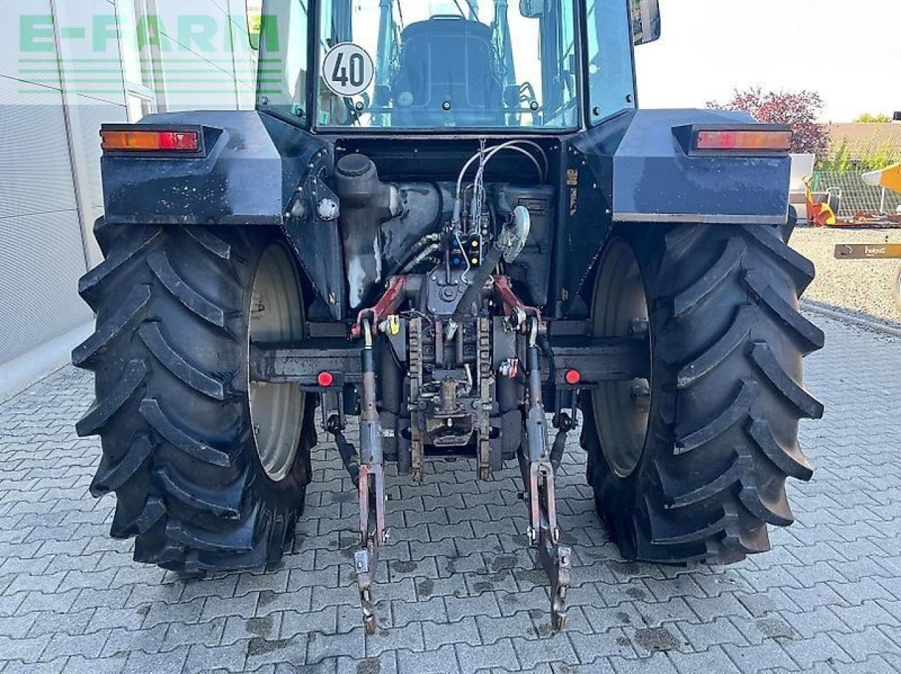 Massey Ferguson 3085 e - Tractor: foto 5 Massey Ferguson 3085 e - Tractor: foto 5