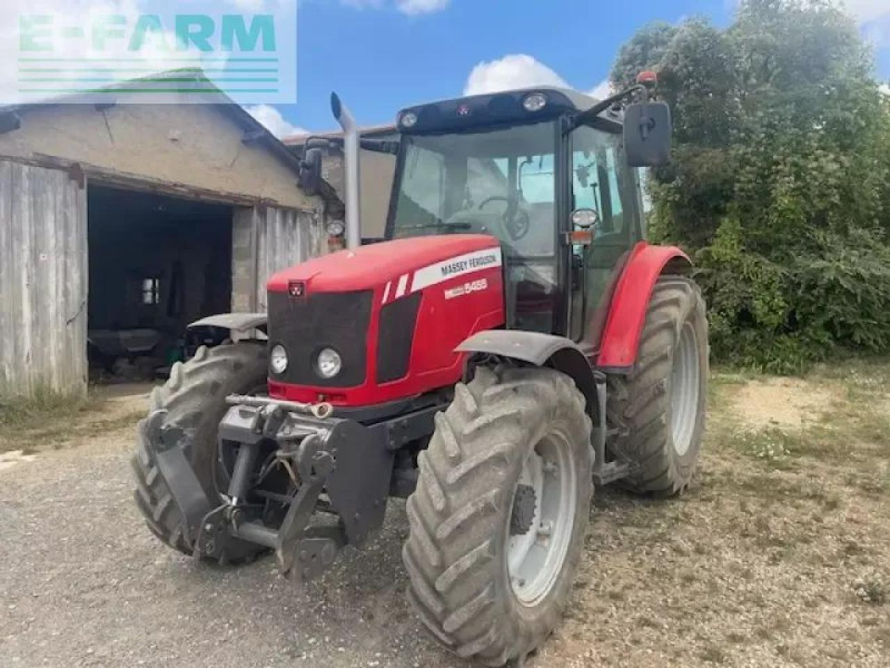 Massey Ferguson 5455 - Tractor: foto 1 Massey Ferguson 5455 - Tractor: foto 1