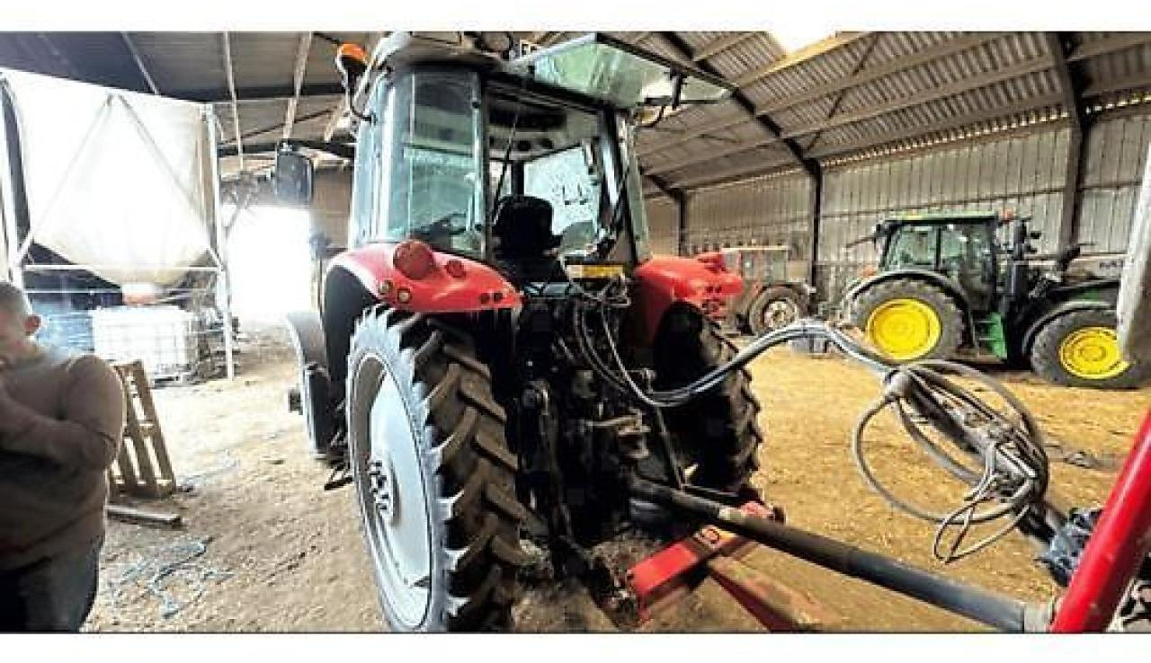 Massey Ferguson 5460 - Tractor: foto 2 Massey Ferguson 5460 - Tractor: foto 2