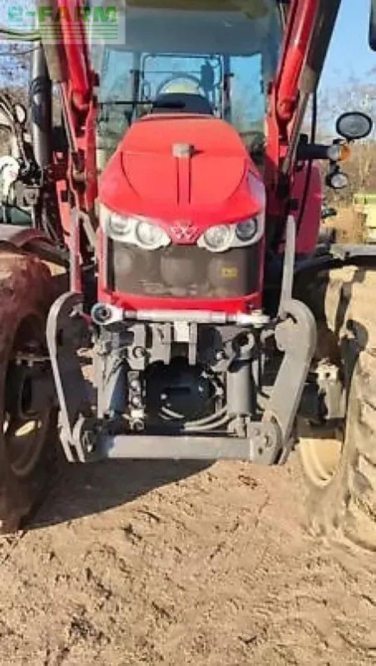 Massey Ferguson 5713 sl - Tractor: foto 4 Massey Ferguson 5713 sl - Tractor: foto 4