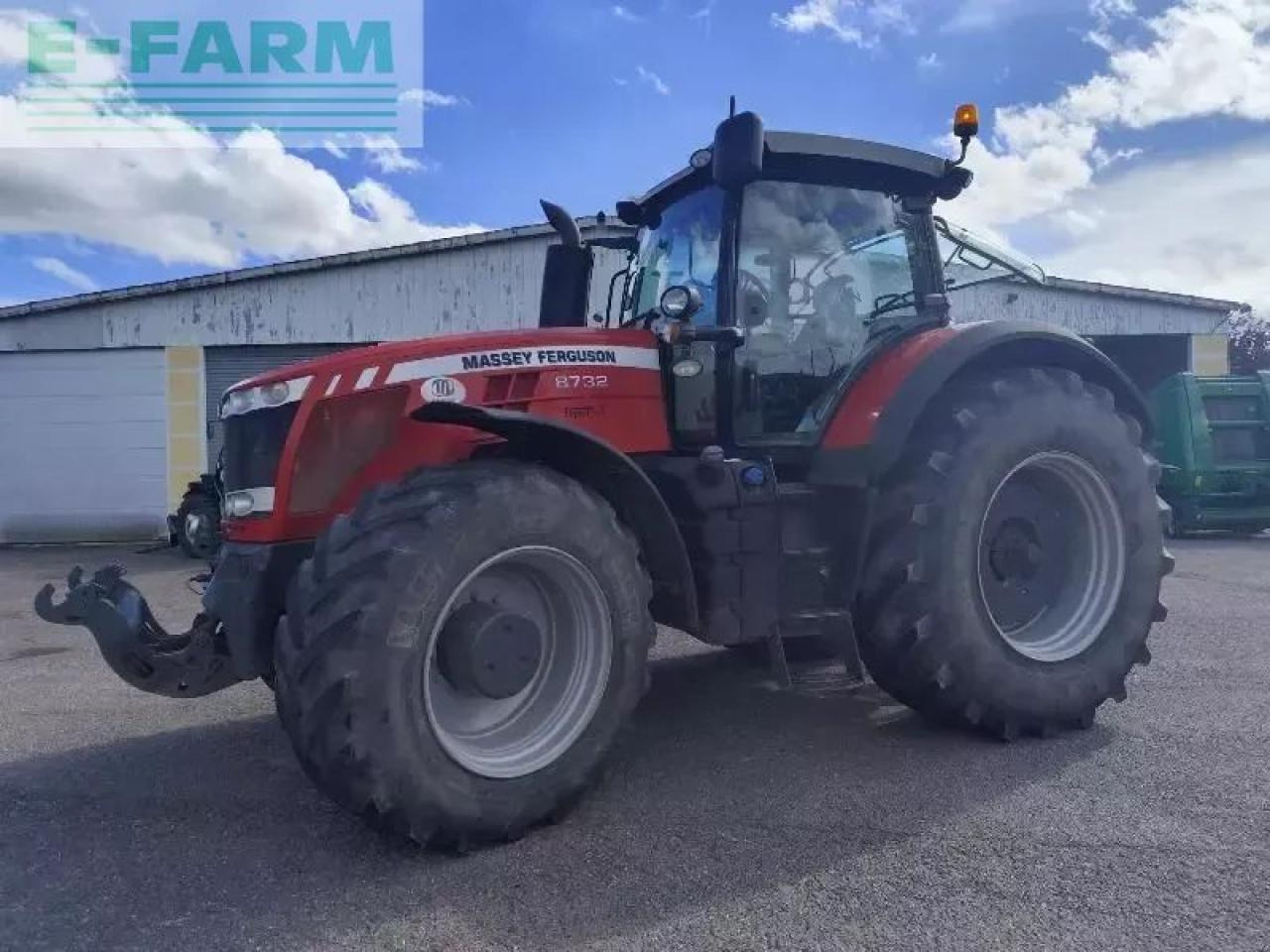Massey Ferguson 8732 - Tractor: foto 1 Massey Ferguson 8732 - Tractor: foto 1
